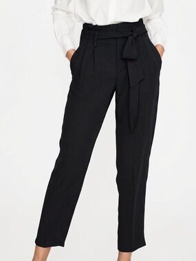 Crop black pants with tie waist